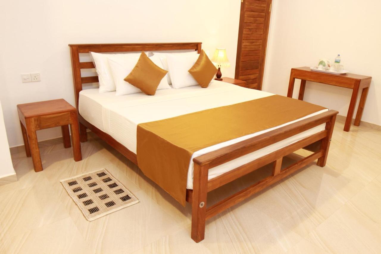 Hotel Nilketha Yala Tissamaharama Esterno foto