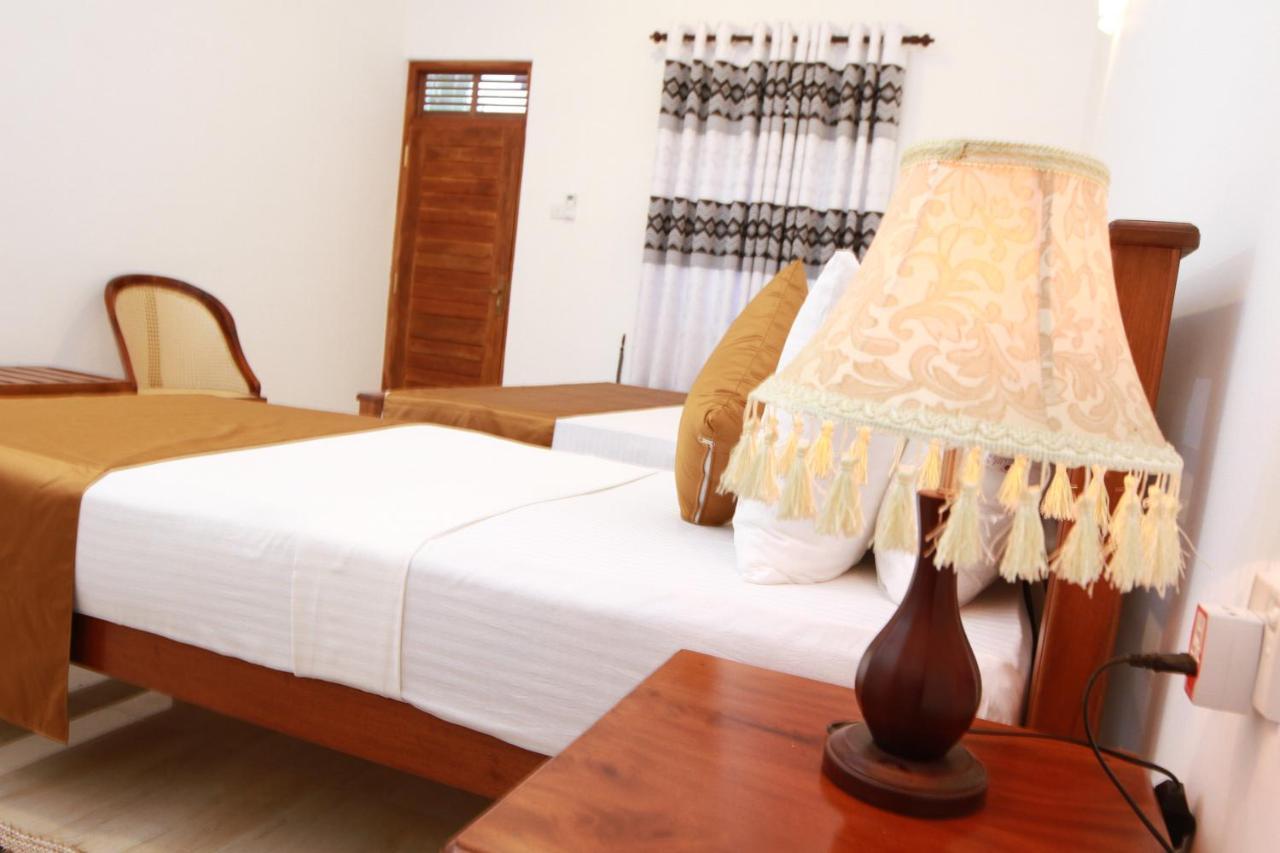 Hotel Nilketha Yala Tissamaharama Esterno foto