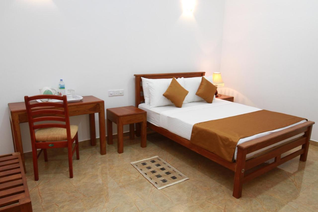 Hotel Nilketha Yala Tissamaharama Esterno foto
