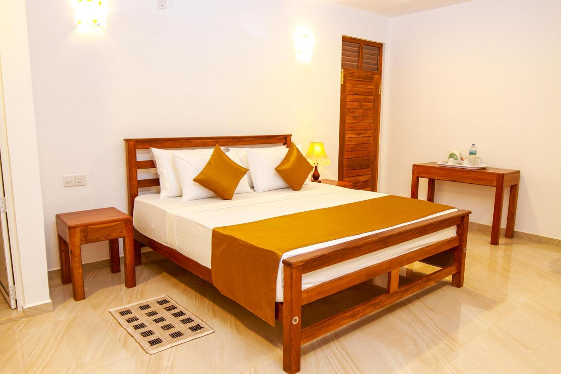 Hotel Nilketha Yala Tissamaharama Esterno foto